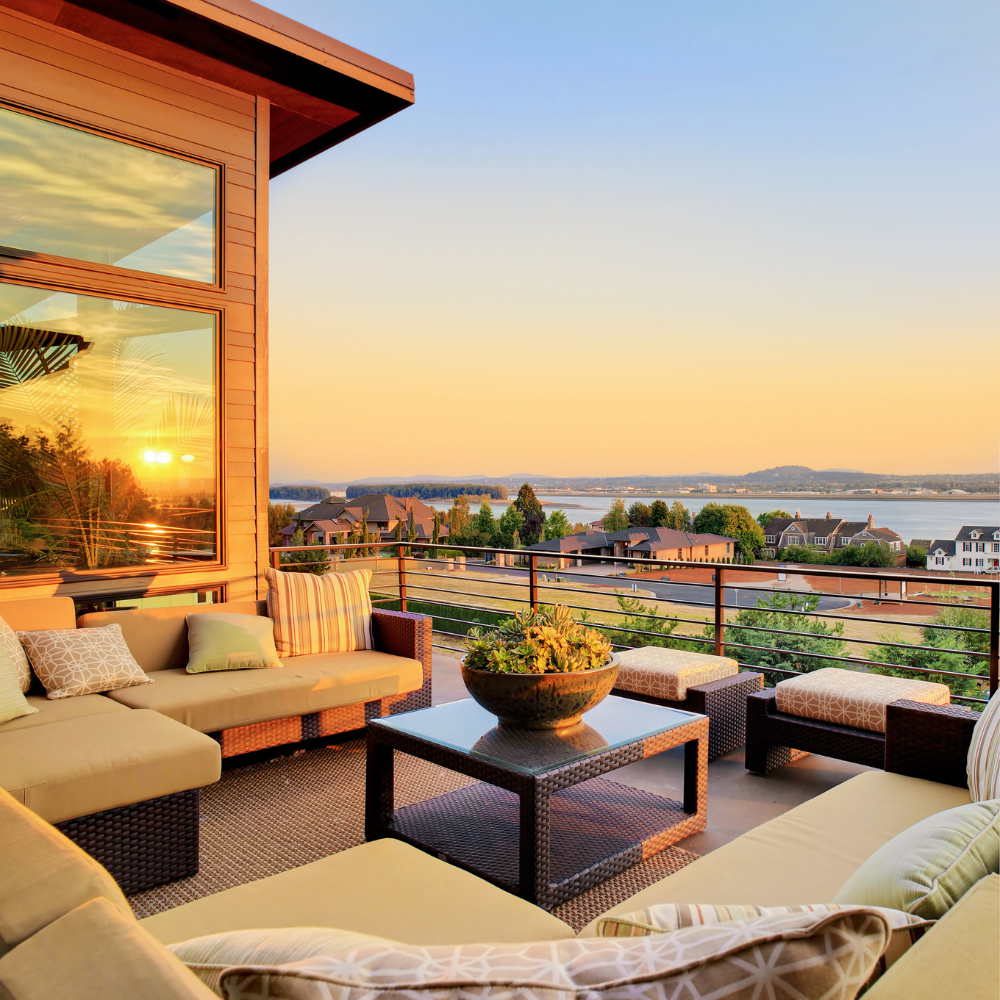5 Easy Ways to Arrange Your Outdoor Living Space