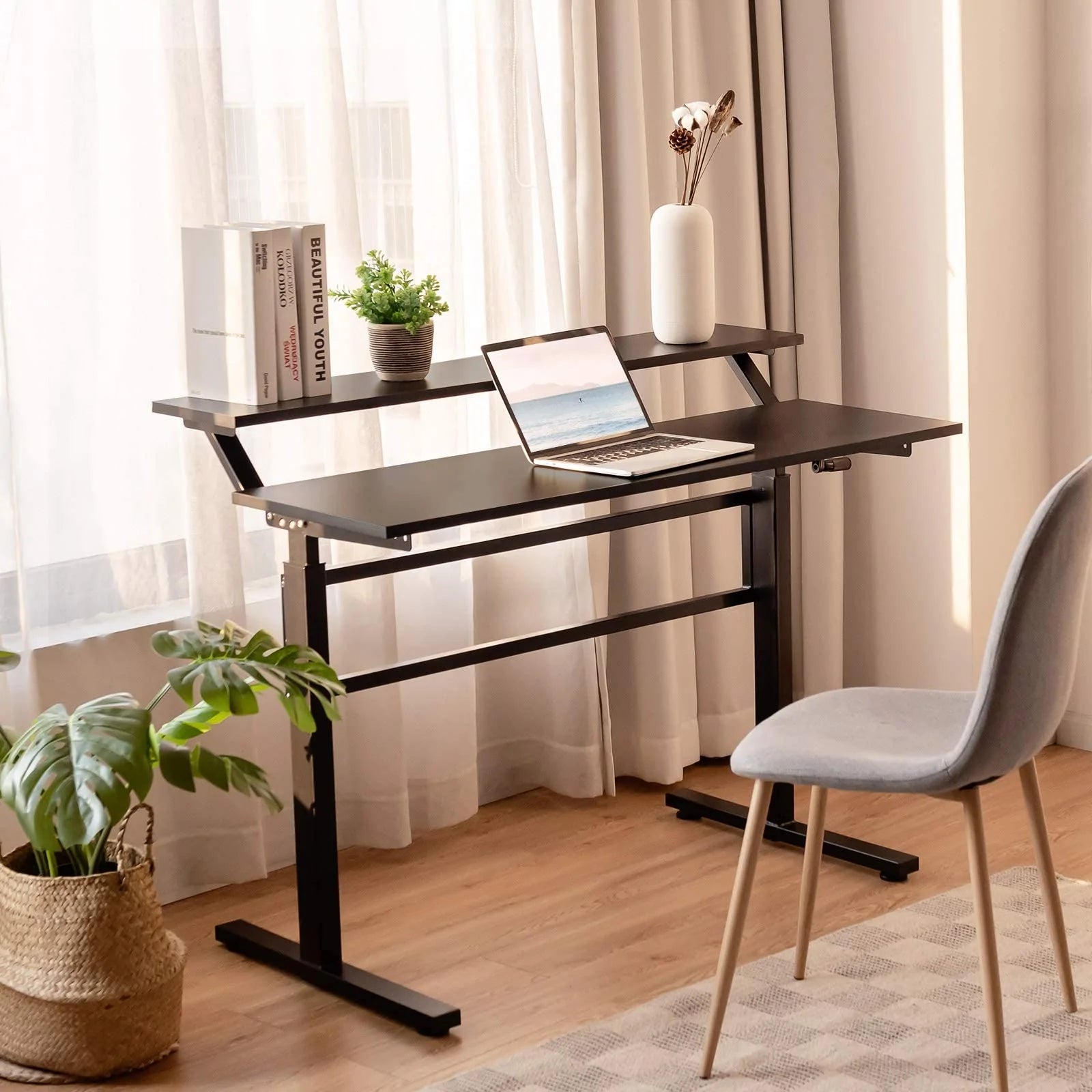 5 Options of Office Desks for You